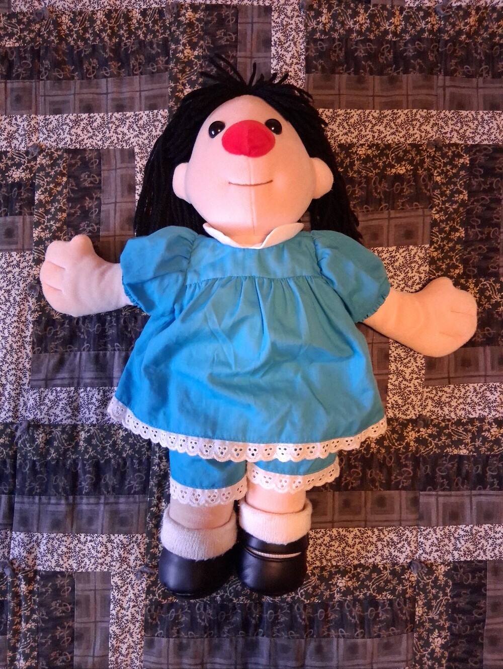 Vintage 1995 Commonwealth Toys Big Comfy Couch 17" Molly Plush Doll